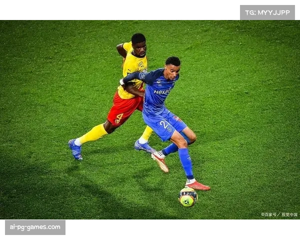 朗斯客场四球大胜摩纳哥，桑加雷破门展现中场后插上能力